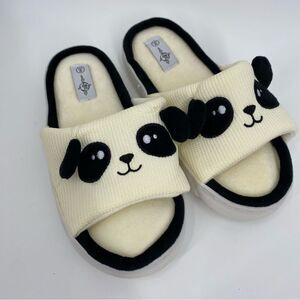 Women’s Cute Panda Kids Slippers - Black and Cream size 8